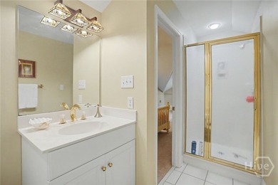 Nicely designed 3-bedroom, 3.5-bath patio home with an ideal - photo 27
