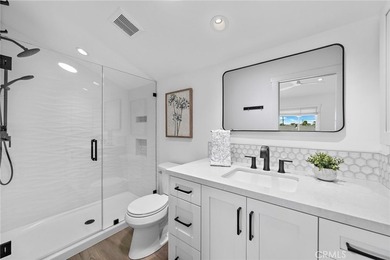 Pristine one of a kind customized Dutch Haven Marina home. This - photo 33
