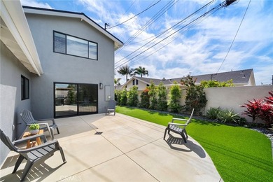 Pristine one of a kind customized Dutch Haven Marina home. This - photo 36