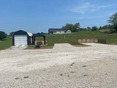 Lake Sundown Lot For Sale in Moravia Iowa