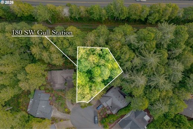 Level lot located in the Award Winning Little Whale Cove - photo 1