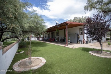 Nestled at the base of the Santa Rita Mountains and conveniently - photo 27