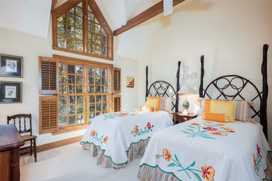 Nestled on Red Bird Circle, one of Lake Toxaway's truly special - photo 33