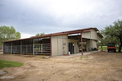 Nestled at the base of the Santa Rita Mountains and conveniently - photo 47