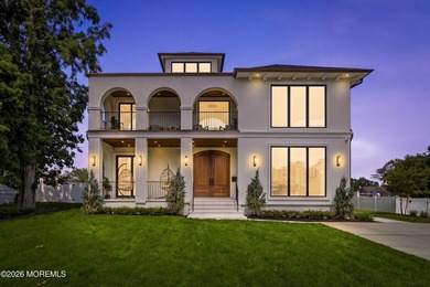 Welcome to 13 Johnston Street, a newly constructed luxury - photo 3