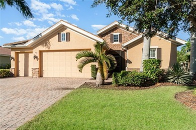 MAIN-Floor Living *** AN INCREDIBLE UPPER-LEVEL RETREAT *** & - photo 3