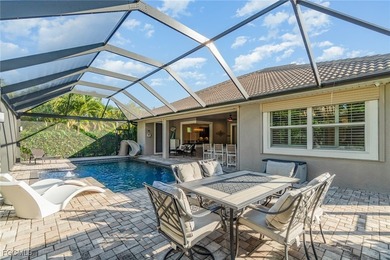 MAIN-Floor Living *** AN INCREDIBLE UPPER-LEVEL RETREAT *** & - photo 4