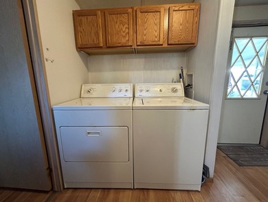 This 1995 manufactured home features 2 bedrooms and 2 bathrooms - photo 8