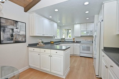 Rarely available, super popular, Alder end unit in an elevated - photo 13