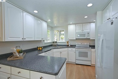 Rarely available, super popular, Alder end unit in an elevated - photo 14
