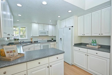 Rarely available, super popular, Alder end unit in an elevated - photo 15