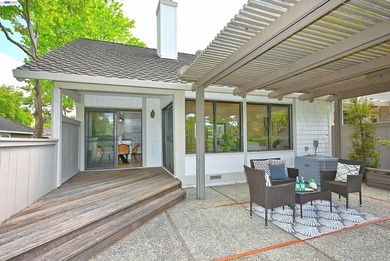 Rarely available, super popular, Alder end unit in an elevated - photo 42