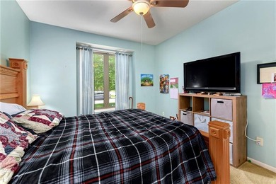 Rockwood Subdivision Reverse 1.5 Story w/Open Floor Plan, Large - photo 8