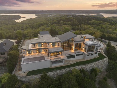A bold expression of modern waterfront luxury, this 2024 - photo 3