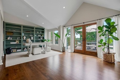 Welcome home to this incredible lake retreat in Lake Quivira! - photo 10