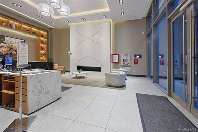Located in the heart of Flushing, this 1,115 sq ft corner - photo 4