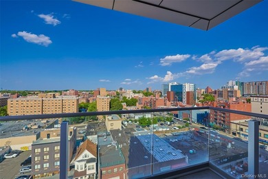 Located in the heart of Flushing, this 1,115 sq ft corner - photo 9