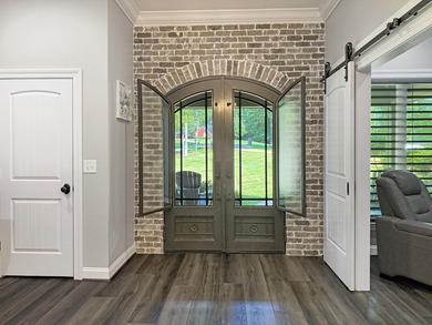 Custom-built, 1-owner masterpiece nestled on 4.5 ac in Pontotoc - photo 12