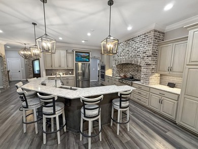 Custom-built, 1-owner masterpiece nestled on 4.5 ac in Pontotoc - photo 13