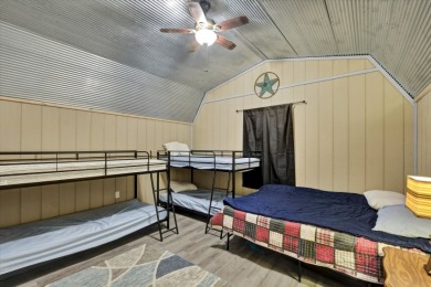 Charming Cottage With Screened Porch & Dock - photo 18