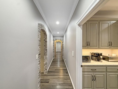 Custom-built, 1-owner masterpiece nestled on 4.5 ac in Pontotoc - photo 42