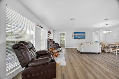 PUNTA GORDA ISLES! PRICED TO SELL 2-BEDROOM, 2-BATH HOME, 2-CAR - photo 6