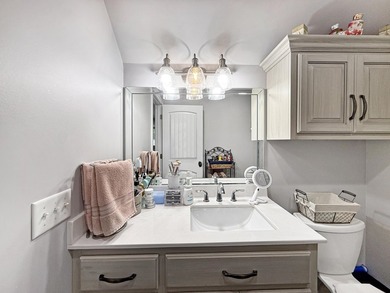 Custom-built, 1-owner masterpiece nestled on 4.5 ac in Pontotoc - photo 46