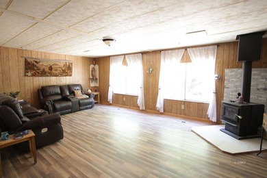 Welcome to country living at its finest! This charming 3-bedroom - photo 7