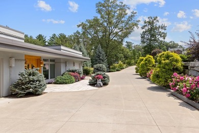 This stunning ranch home, designed by James R. Dresser in the - photo 7