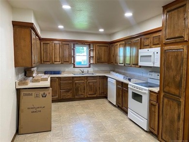 Newly Remodeled home with a 1 slip boat dock with electricity in - photo 6