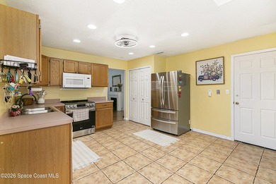 Motivated seller!! Welcome to this beautiful 4-bedroom, 2-bath - photo 13