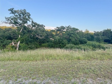 DEEDED Lot 149 boasts the most beautiful setting for a cozy - photo 14