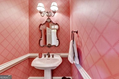 Welcome to this exceptional 6-bedroom, 6.5-bath 4 side brick - photo 19