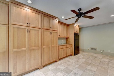 Welcome to this exceptional 6-bedroom, 6.5-bath 4 side brick - photo 22