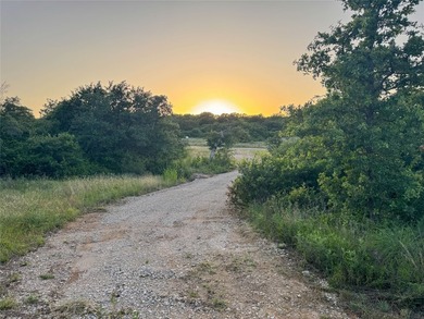 DEEDED Lot 149 boasts the most beautiful setting for a cozy - photo 22
