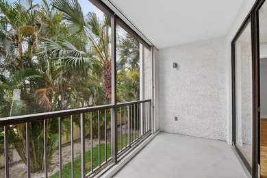 Enjoy comfortable, quiet living in this spacious 3-bedroom - photo 27
