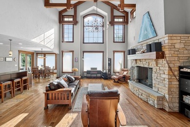 Stunning 4,700sqft custom Craftsman home on a prime .58-acre lot - photo 8