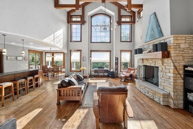 Stunning 4,700sqft custom Craftsman home on a prime .58-acre lot - photo 9