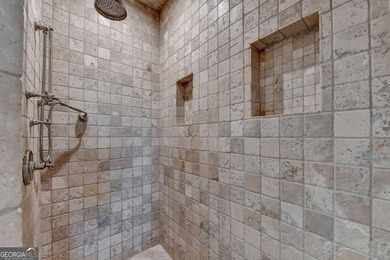 Welcome to this exceptional 6-bedroom, 6.5-bath 4 side brick - photo 31