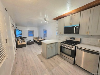 This charming 2-bedroom, 1-bath mobile home is located in a - photo 7