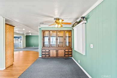 This is a beautifully remodeled home with 2 bedrooms and 2 - photo 8