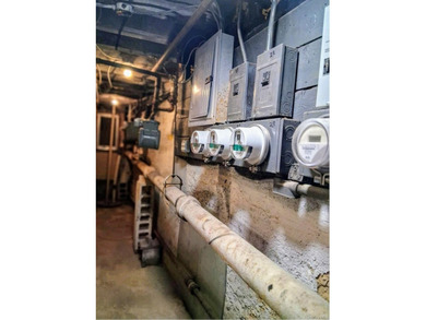 Beautiful Multi Dwelling Excellent Location, Public - photo 10