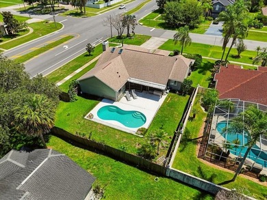 Virtually Staged. Move-in ready pool home in Wedgefield - photo 2