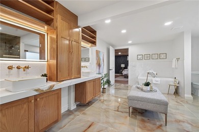 Luxury estate living meets executive convenience in this fully - photo 19