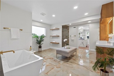 Luxury estate living meets executive convenience in this fully - photo 20