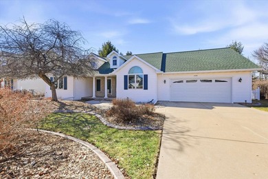 Fox River - Brown County Home For Sale in DE Pere Wisconsin
