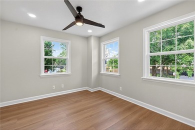 Luxury estate living meets executive convenience in this fully - photo 40
