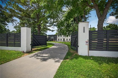 Luxury estate living meets executive convenience in this fully - photo 50