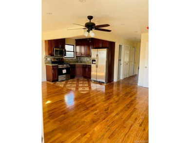 House for sale with fully finished basement - photo 4