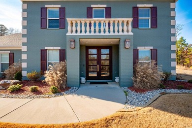 Beautiful like new construction custom built home in Waterview - photo 3
